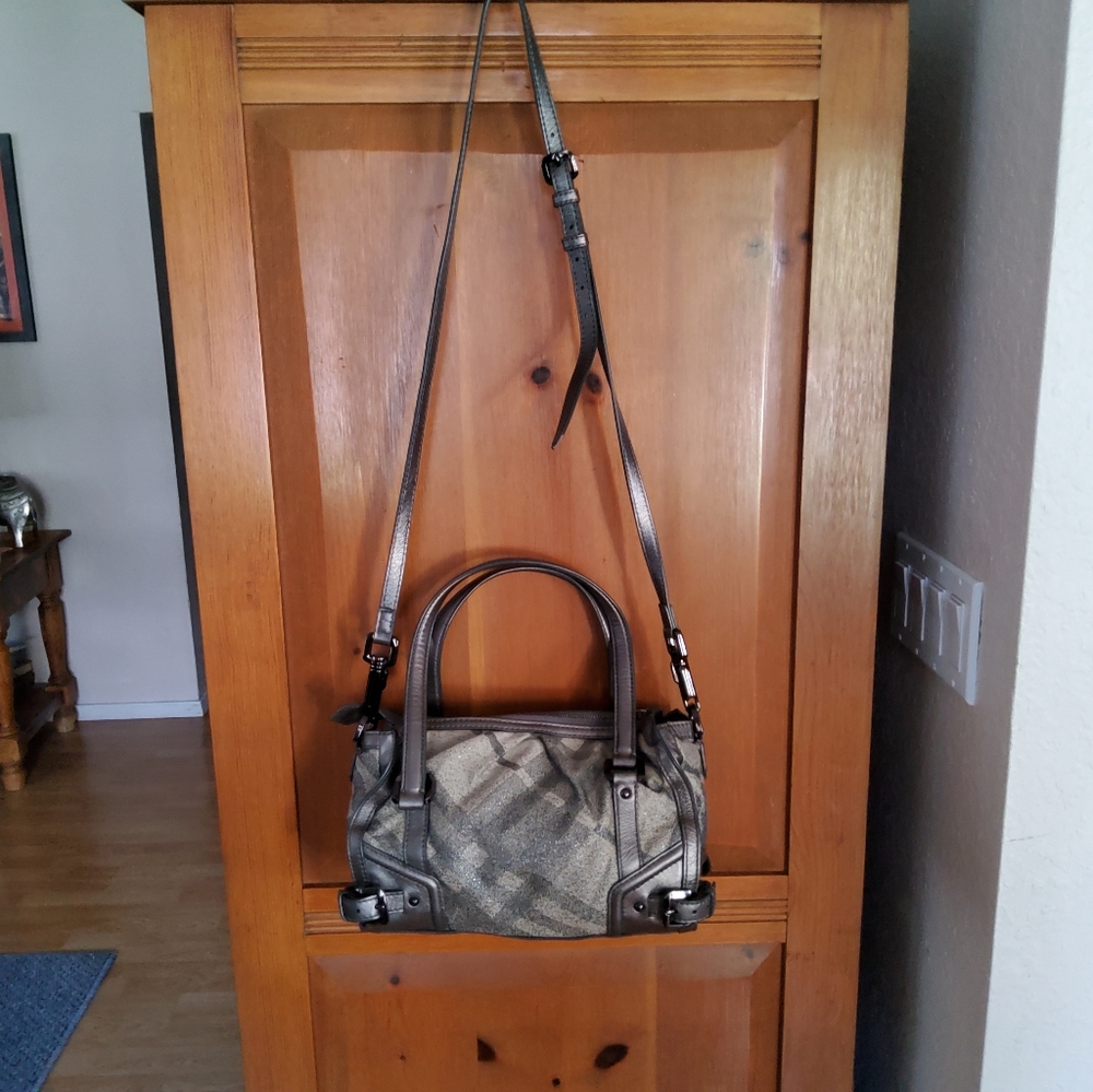 Authentic Burberry Optic Crossbody 371562 gun metal nova check